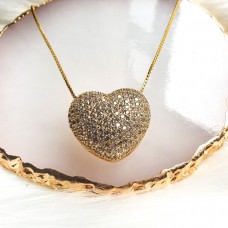 Colar de coração com micro zircônias